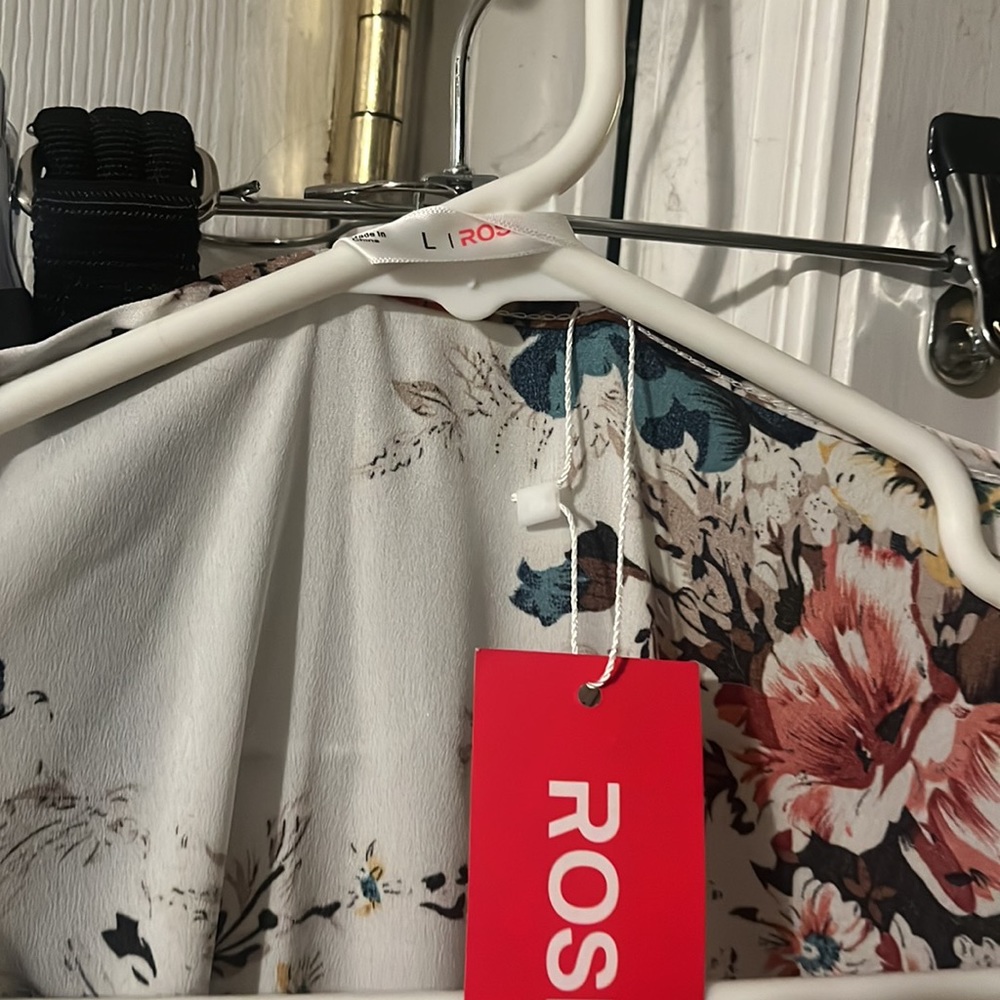 Dress - Picture 2 of 5